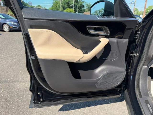 2019 Jaguar F-PACE 30t Premium