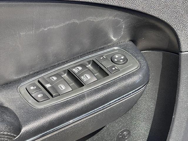 2012 Dodge Charger SXT