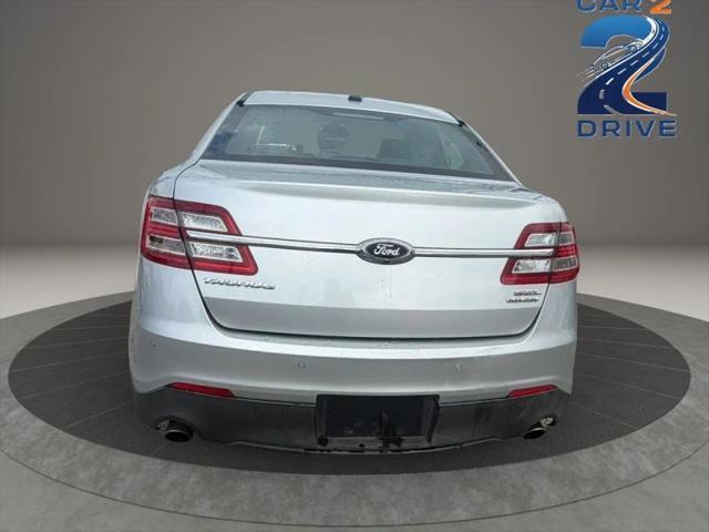 2015 Ford Taurus SEL