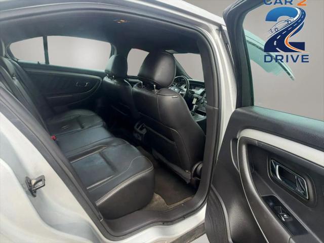 2015 Ford Taurus SEL