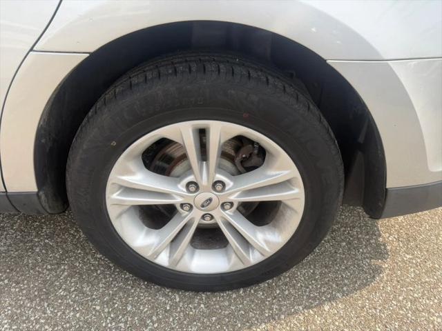 2015 Ford Taurus SEL