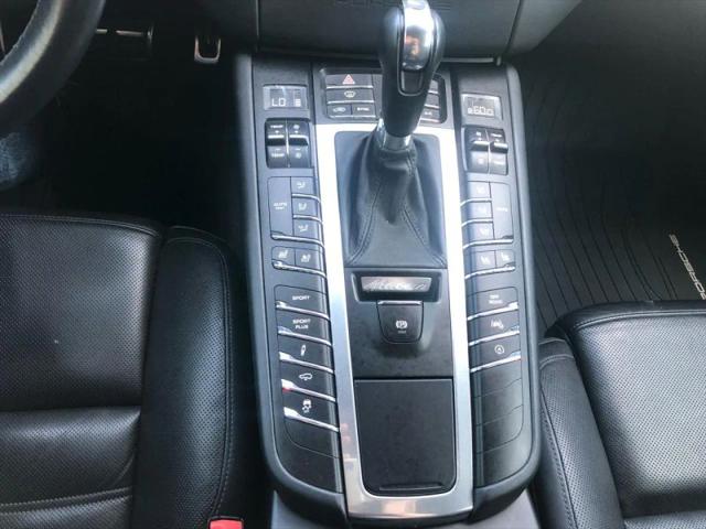 2015 Porsche Macan Turbo