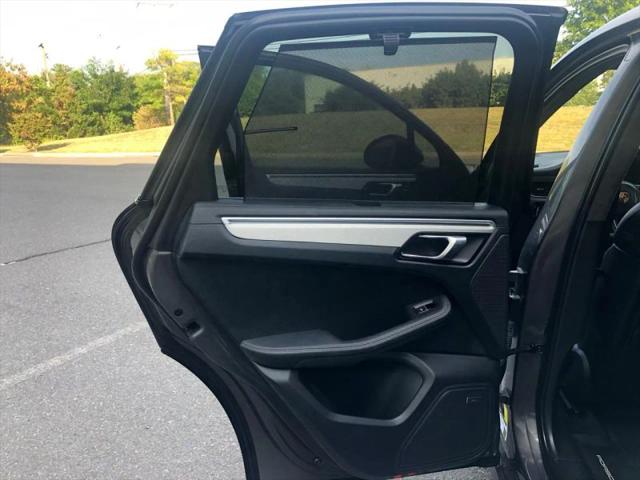 2015 Porsche Macan Turbo