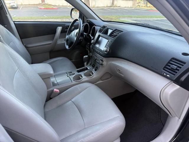 2012 Toyota Highlander SE V6