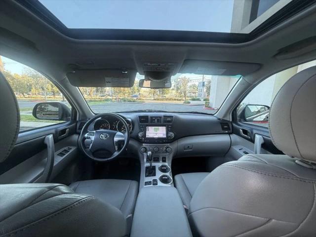 2012 Toyota Highlander SE V6