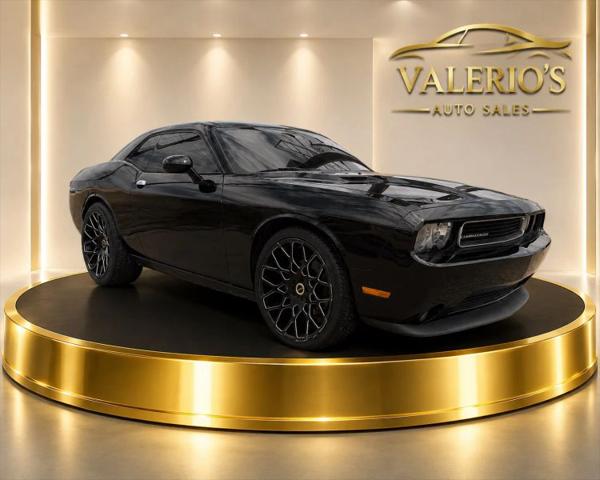 2014 Dodge Challenger SXT Plus