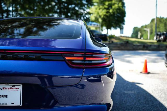2020 Porsche Panamera Base