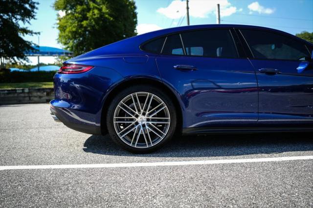 2020 Porsche Panamera Base