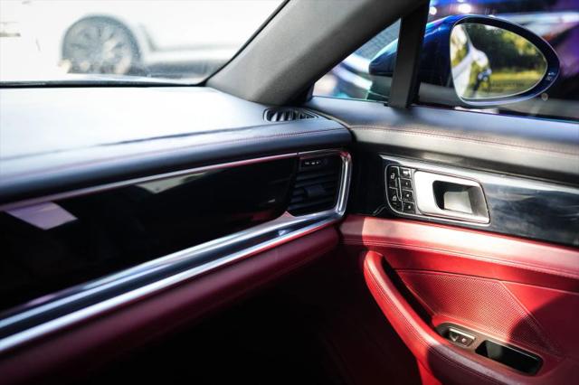 2020 Porsche Panamera Base
