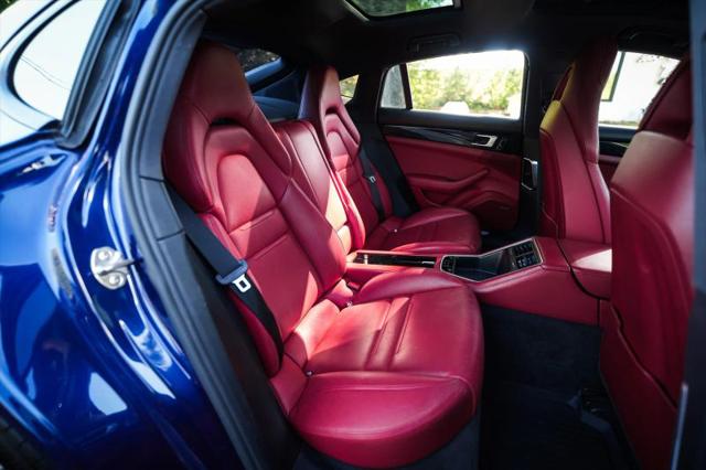 2020 Porsche Panamera Base