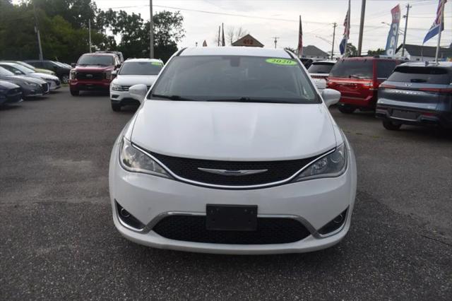 2020 Chrysler Pacifica Touring