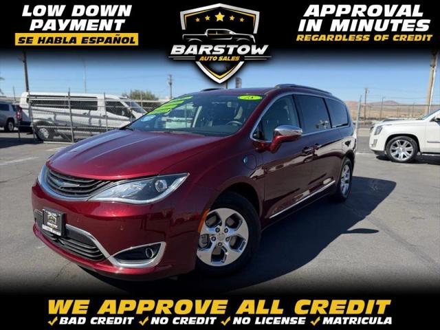 2018 Chrysler Pacifica Hybrid Limited for sale in Barstow, CA