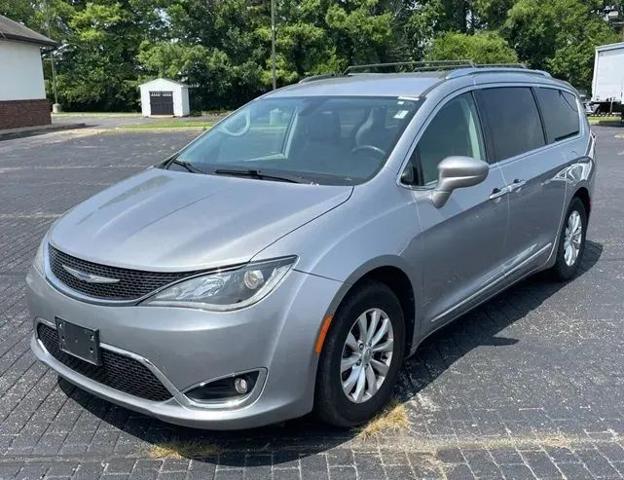 2019 Chrysler Pacifica Touring L for sale in Jasper, IN