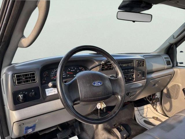2003 Ford F-450 Base
