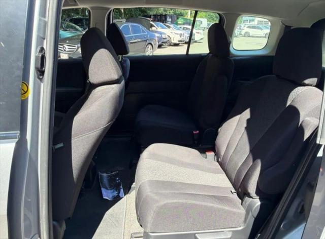 2012 Mazda Mazda5 Sport