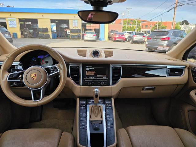 2016 Porsche Macan S