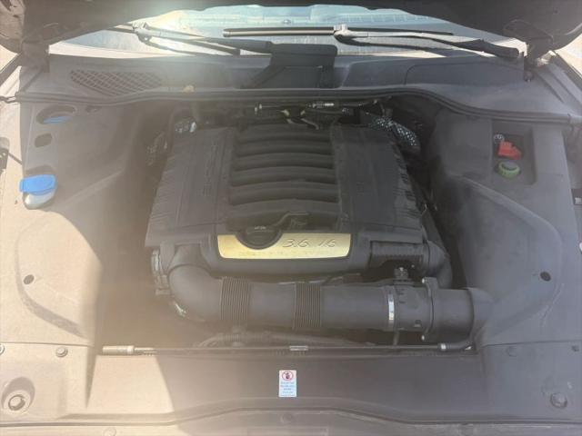 2016 Porsche Cayenne Base