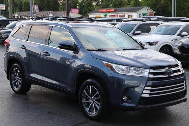 2019 Toyota Highlander Hybrid XLE for sale in Smyrna, TN