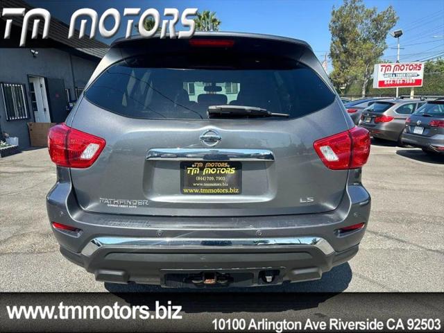 2019 Nissan Pathfinder SL