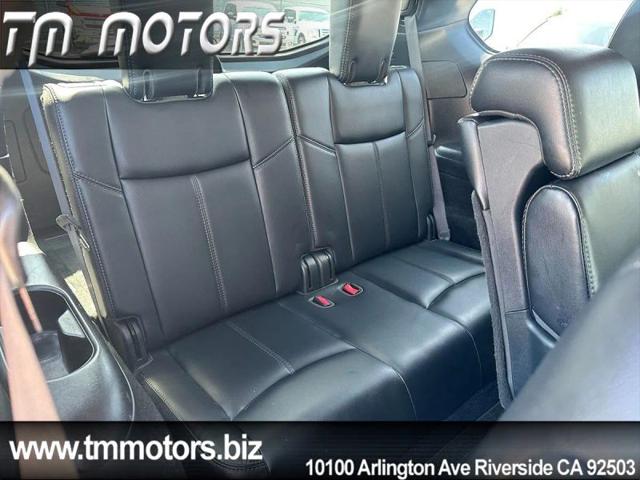 2019 Nissan Pathfinder SL