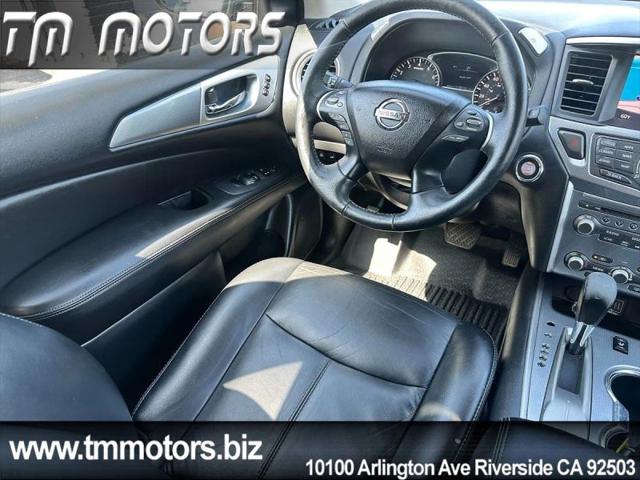 2019 Nissan Pathfinder SL