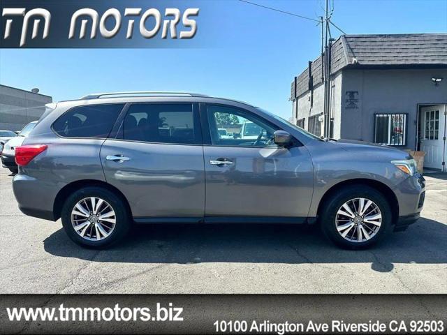 2019 Nissan Pathfinder SL