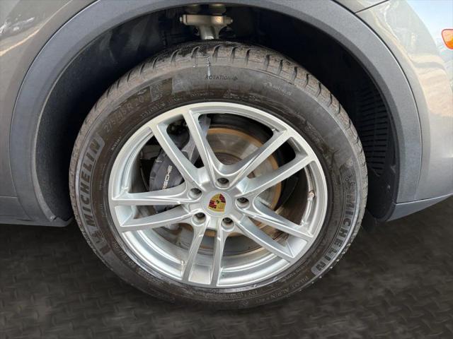 2019 Porsche Cayenne Base