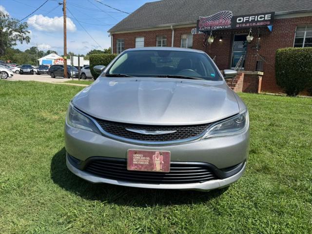 2016 Chrysler 200 LX