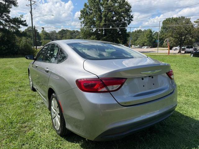 2016 Chrysler 200 LX