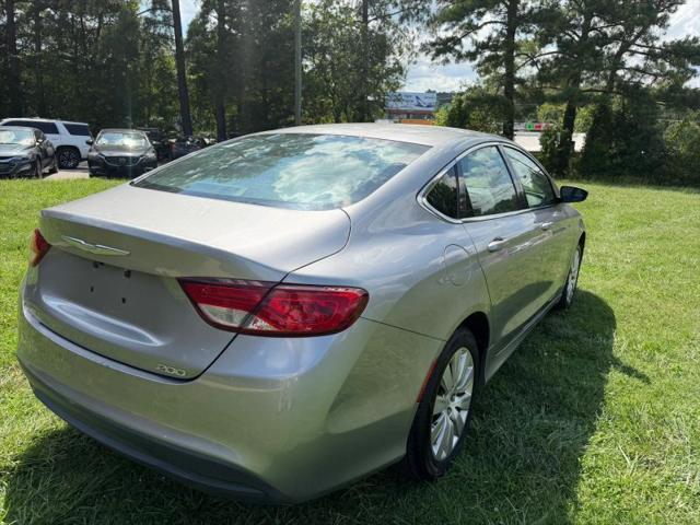 2016 Chrysler 200 LX