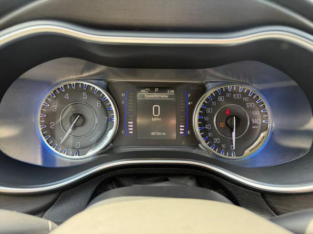 2016 Chrysler 200 LX