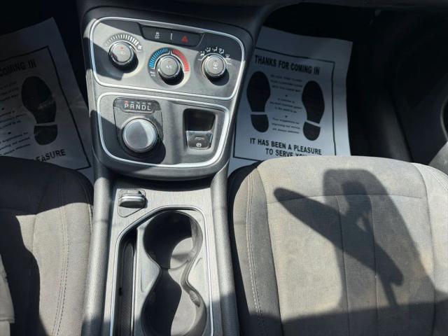 2016 Chrysler 200 LX