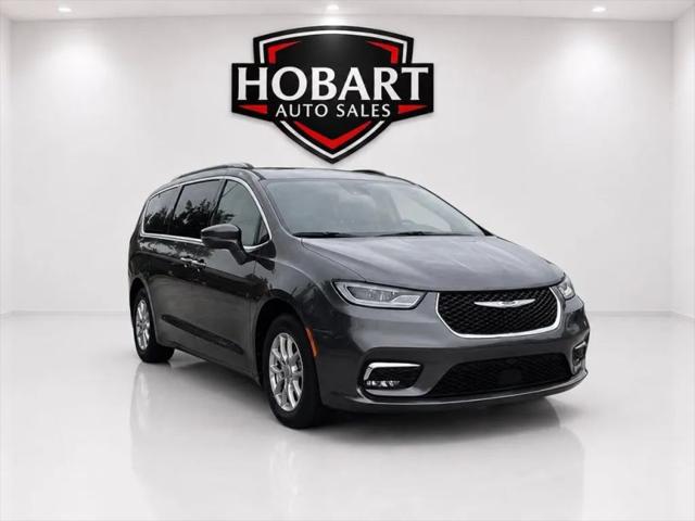 2022 Chrysler Pacifica Touring L for sale in Hobart, IN