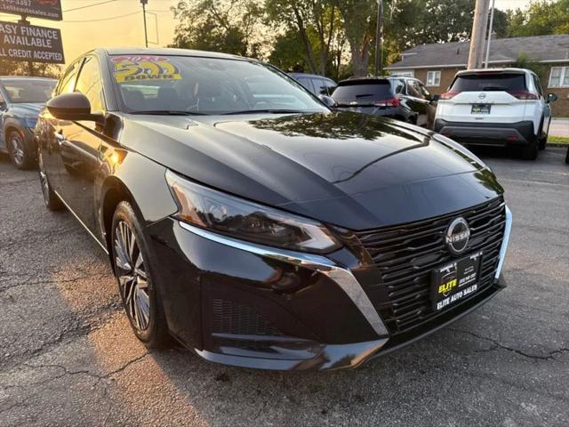 2023 Nissan Altima SV FWD for sale in Hobart, IN