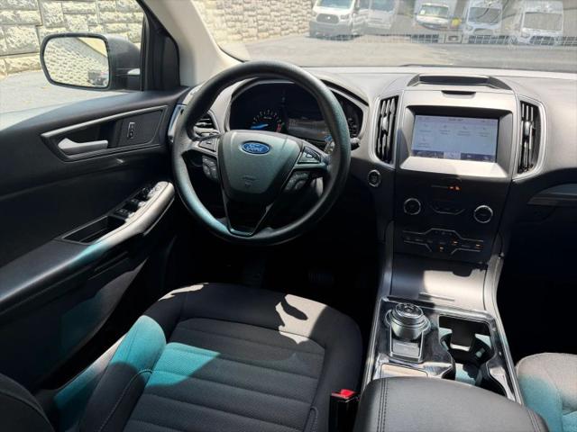 2020 Ford Edge SE