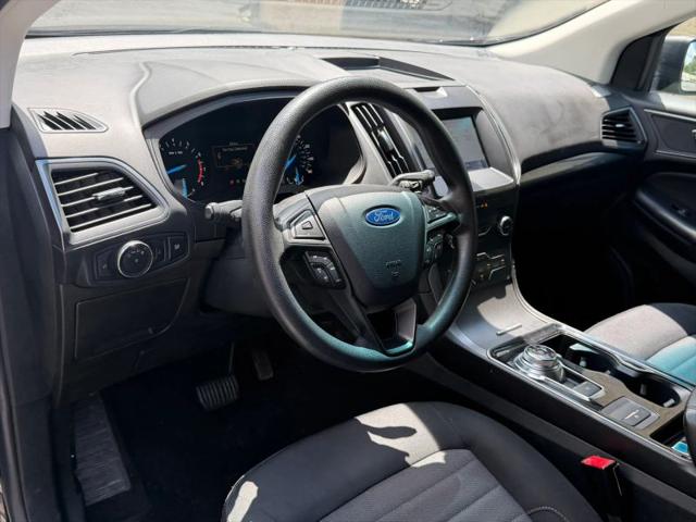 2020 Ford Edge SE