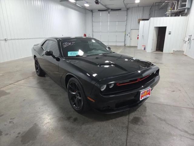 2017 Dodge Challenger SXT