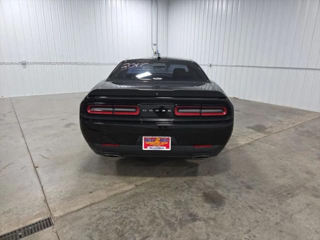 2017 Dodge Challenger SXT