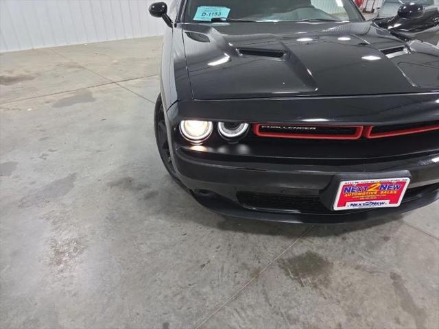 2017 Dodge Challenger SXT