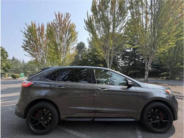 2020 Ford Edge ST