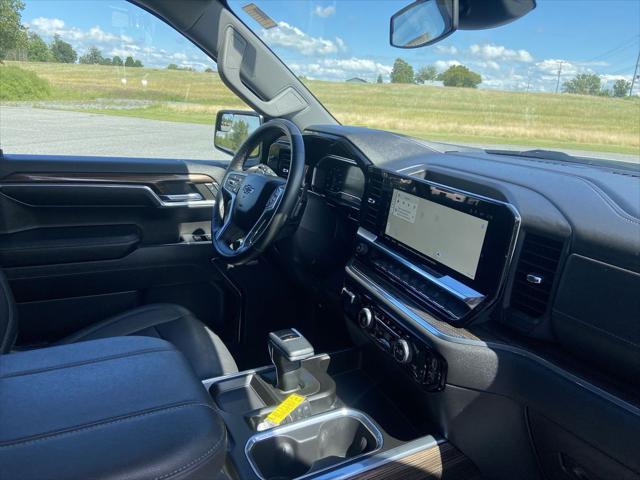 2023 Chevrolet Silverado 1500 4WD Crew Cab Short Bed RST