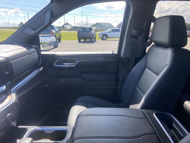 2023 Chevrolet Silverado 1500 4WD Crew Cab Short Bed RST