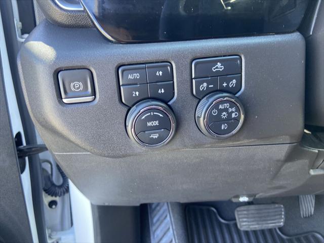 2023 Chevrolet Silverado 1500 4WD Crew Cab Short Bed RST