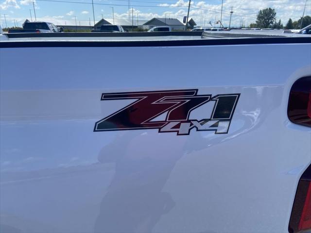 2023 Chevrolet Silverado 1500 4WD Crew Cab Short Bed RST