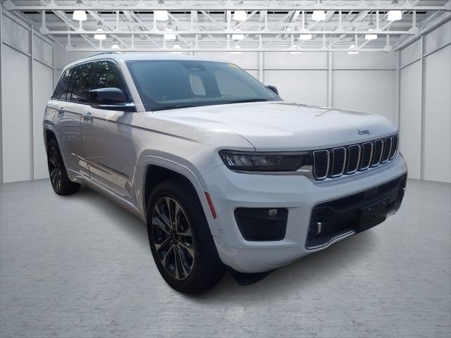 2023 Jeep Grand Cherokee Overland 4x4 2023 Jeep Grand Cherokee Overland 4x4