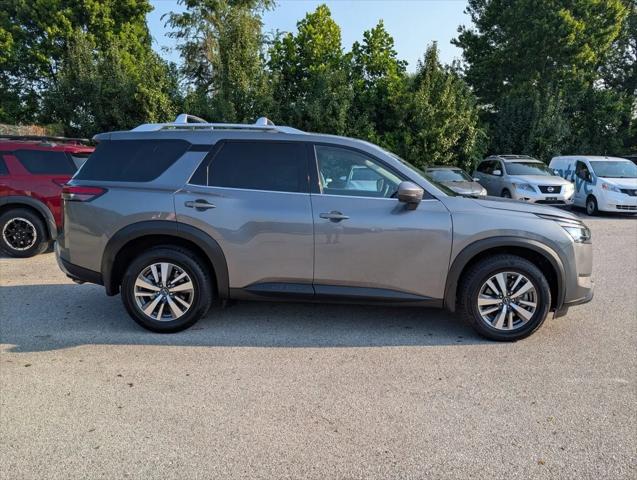 2023 Nissan Pathfinder SL 4WD 2023 Nissan Pathfinder SL 4WD
