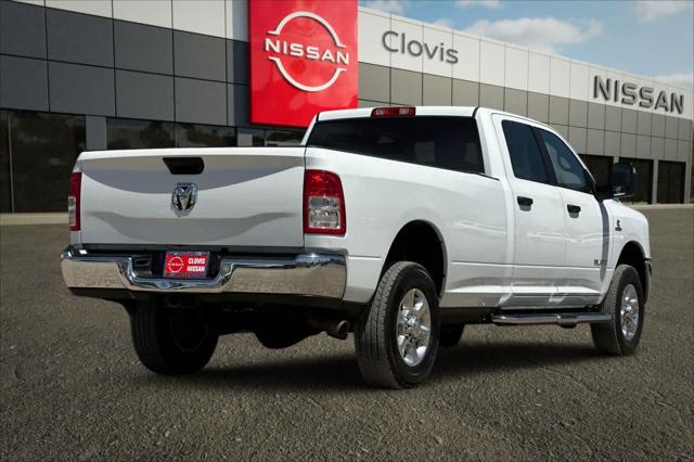 2024 Ram 3500 Big Horn Crew Cab 4x4 8' Box