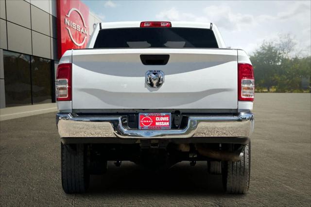 2024 Ram 3500 Big Horn Crew Cab 4x4 8' Box