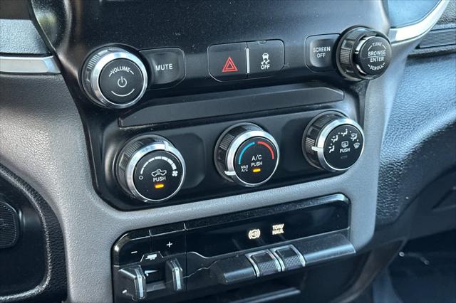 2024 Ram 3500 Big Horn Crew Cab 4x4 8' Box