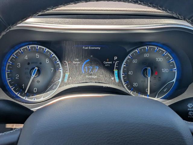 2017 Chrysler Pacifica Touring-L Plus